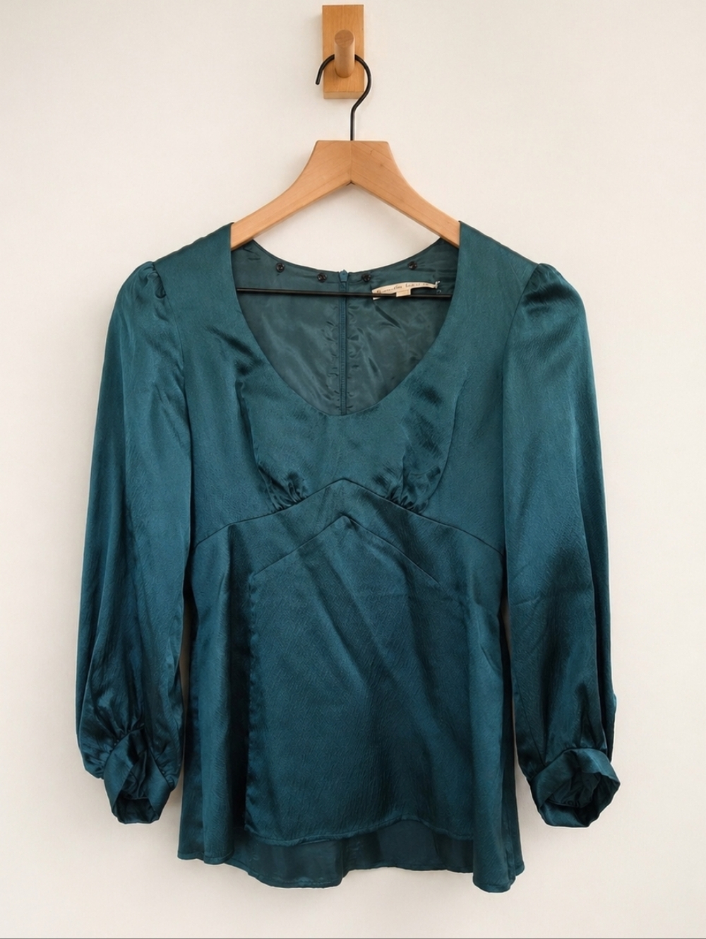 Nanette Lepore Emerald Green Silk Scoop Neck Blouse W/ Puff Sleeve, size 0 Lined
